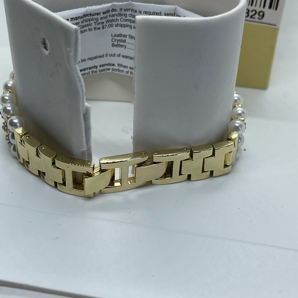 BNIB Charter Club Ladies Watch Pearl style - Picture 4 of 9